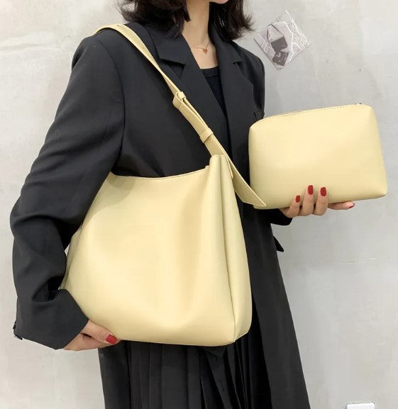 The Forum Tote — Premium Leather Carry-All